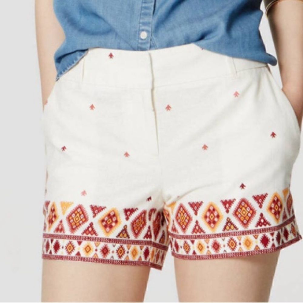 Ann Taylor Riviera Short Loft Navajo Print Linen White Women’s Size 14
